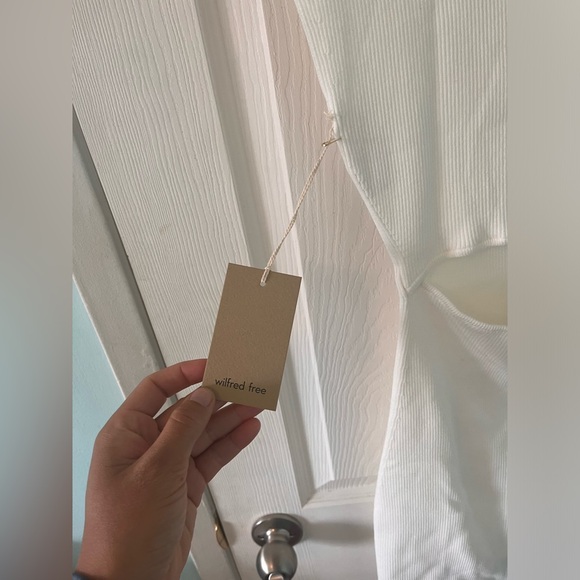 *sold*Wilfred Cutout Knit Mini BNWT - Picture 4 of 5